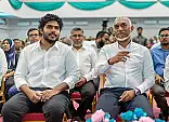 ޕީއެންސީ މެންބަރުންގެ ވަޓްސްއެޕް ގްރޫޕުން އަޒާން ބޭރުކޮށްފި