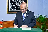 ދުސްތޫރީ ބޮޑެތި ކަންކަން ޕާކު؛ ސަރުކާރުގެ އެޖެންޑާ ބުނެދޭން ޖެހޭ