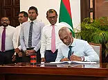 'މީޑިއާ ކޮންޓްރޯލް ބިލު' ތަސްދީގު ނުކުރަމަށް ނަޝީދު ގޮވާލައިިފި