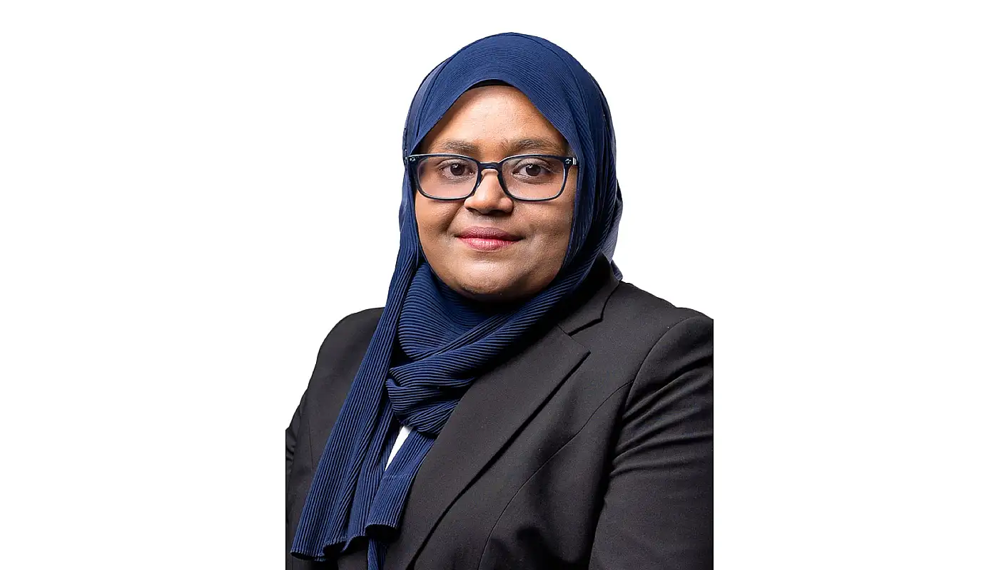 އެމްޑަބްލިއުއެސްސީގެ ޗެއާމަންގެ މަގާމާއި ބޯޑު މެންބަރުކަމުން ޝަމްހޫޒާ ވަކިކޮށްފި