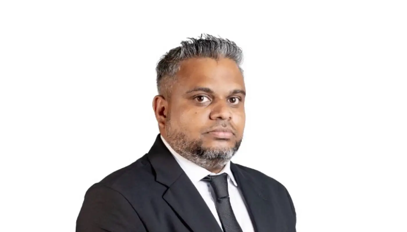 އެމްޑަބްލިއުއެސްސީގެ ޗެއާމަންގެ މަގާމާއި ބޯޑު މެންބަރުކަމުން ޝަމްހޫޒާ ވަކިކޮށްފި