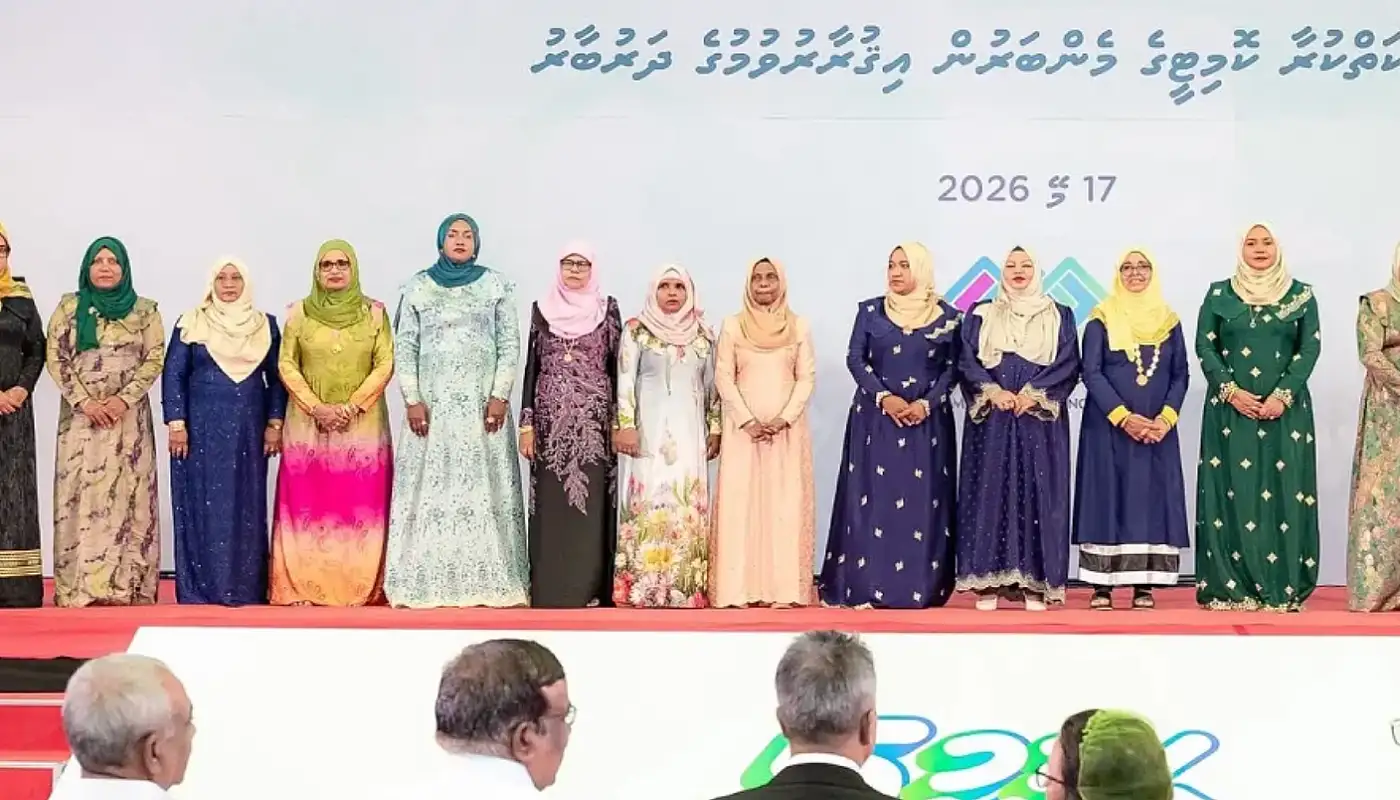 ފާޑުކިޔުން ބޮޑުވެފައި ވަނިކޮށް ސިޓީތަކުގެ އަންހެނުންގެ ކޮމެޓީގެ ރައީސުންގެ މުސާރަ 33،000ރ. އަށް ކުޑަކޮށްފި